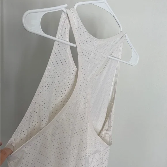 SPANX Razorback Tank - Picture 3 of 3